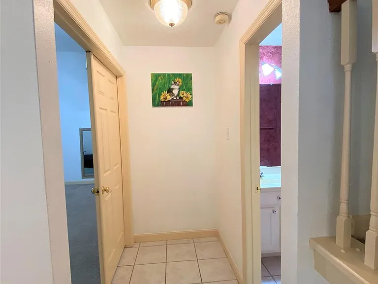 6918 Springcrest Ct — Photo 16