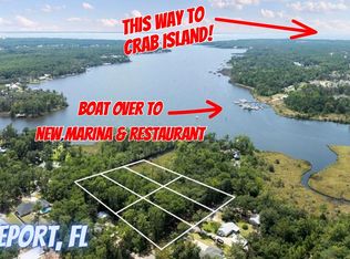 Sparkleberry Ln, Freeport, FL 32439