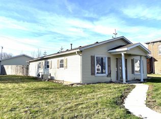 105 W Aleck St, Converse, IN 46919