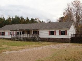 926 Perry Curtis Rd, Zebulon, NC 27597