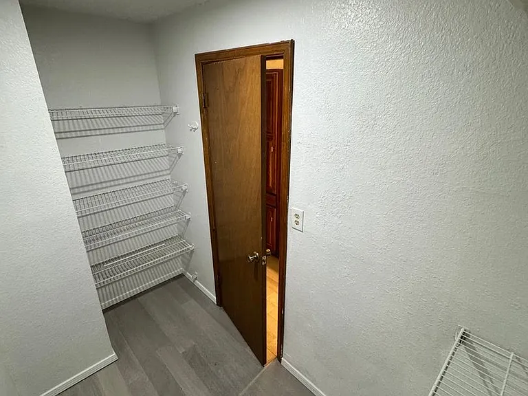 4618 N Stanton St #C18 — Photo 19