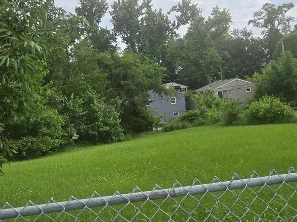 4041 N Curtis Ave, Omaha, NE 68111