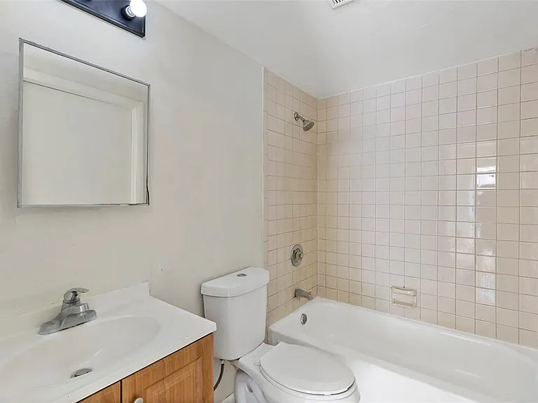 2788 41st Ave N #A-B — Photo 23