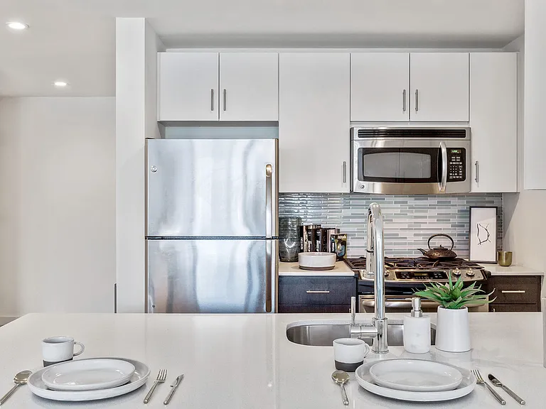 250 N 10th St #635 — Photo 14