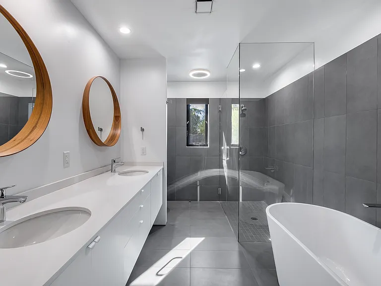 3337 E Cambridge Ave — Photo 30