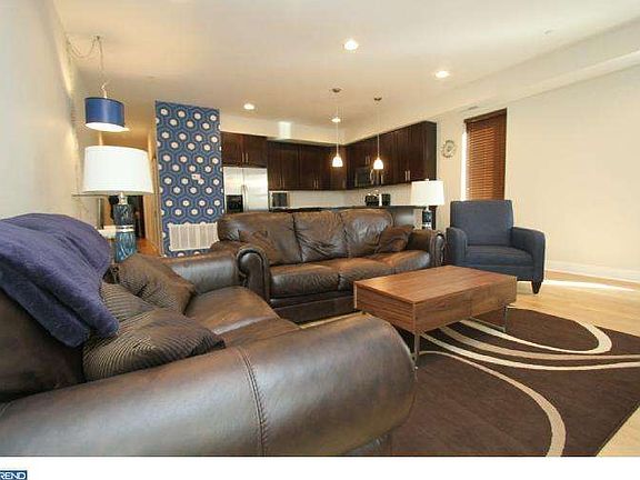 4th image of 211 Green St #211A