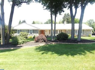 403 Cowpath Rd, Lansdale, PA 19446