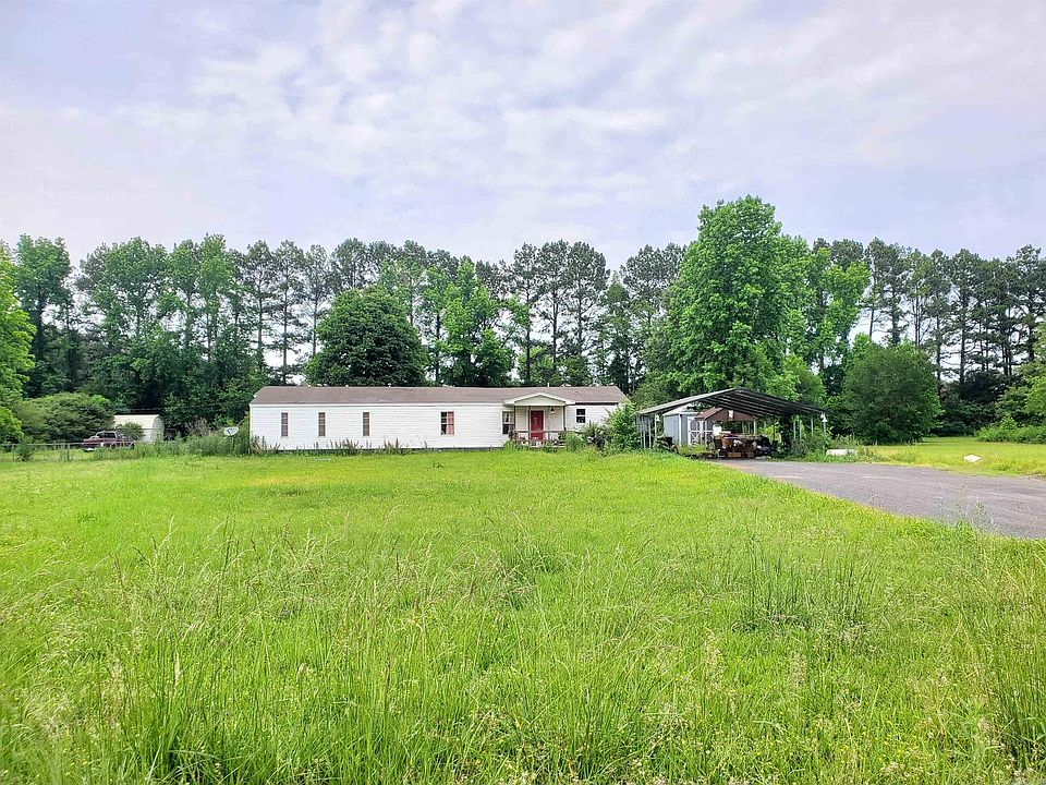 2nd image of 262 Cardinal Ln