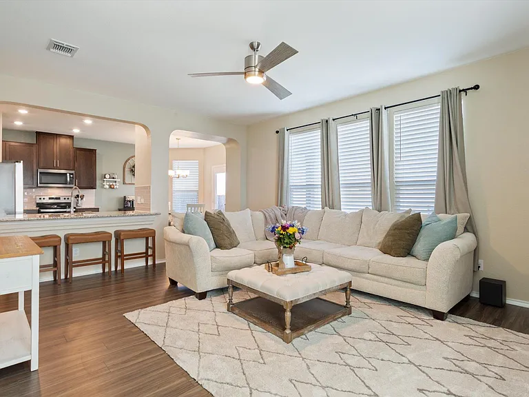 753 Bailey Park Dr — Photo 8