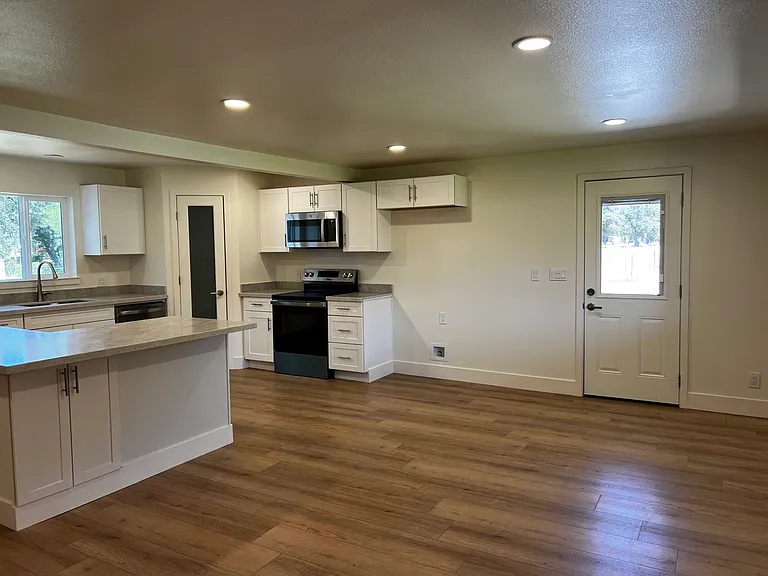 23486 Old 44 Dr — Photo 10