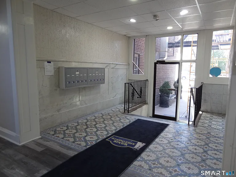 2806 Fairfield Ave #207 — Photo 13