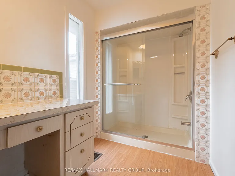 2590 Carp Rd — Photo 24
