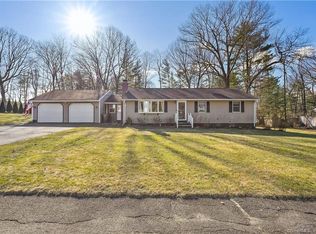 218 Foley Dr, Southington, CT 06489