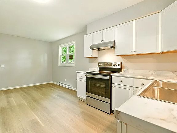 2nd image of 1090 Keller Dr #1090