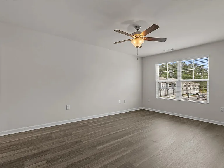 547 Gemstone Blvd — Photo 13