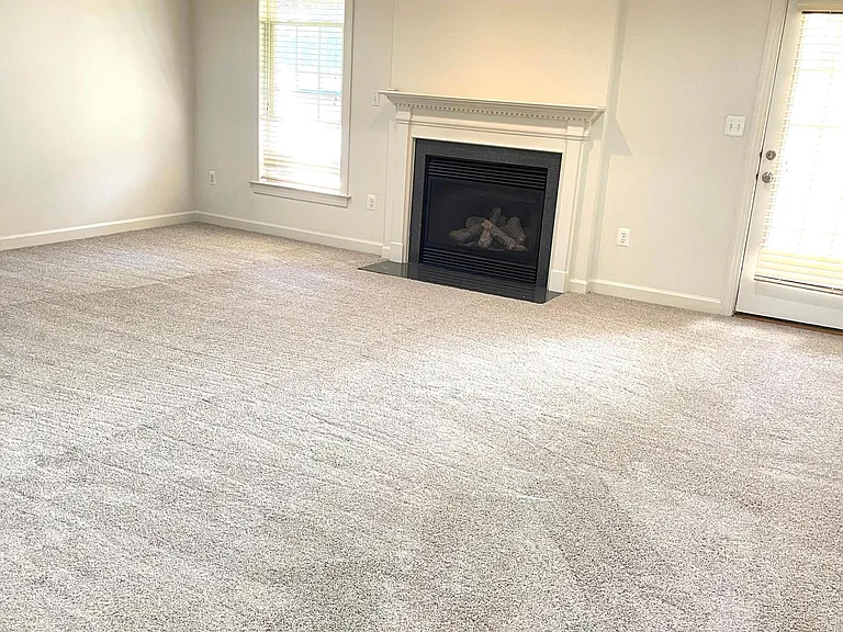 1560 Rutland Way — Photo 28