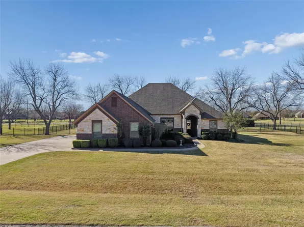 5707 Medinah Dr, Granbury, TX 76049