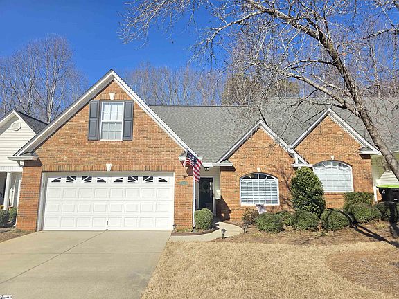2nd image of 426 Windbrooke Cir
