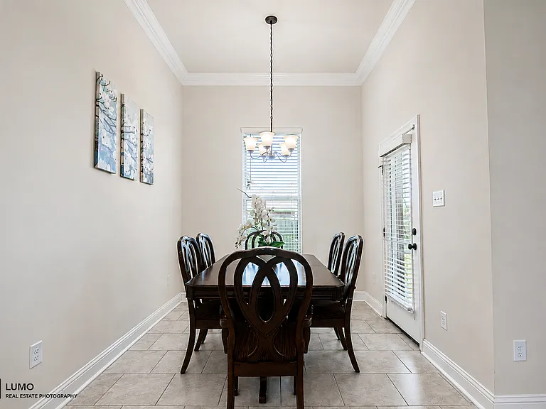 235 Cessna Dr — Photo 3
