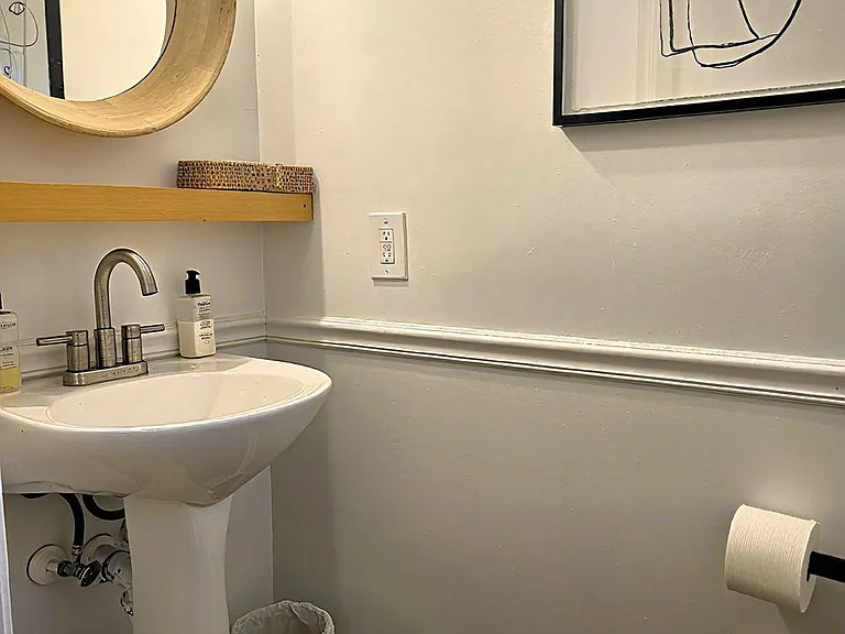 2484 Revere Ct #27B — Photo 8