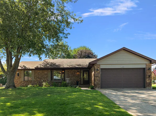 1529 Cimarron Dr, New Lenox, IL 60451