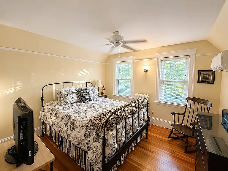 204 Larch Rd — Photo 40