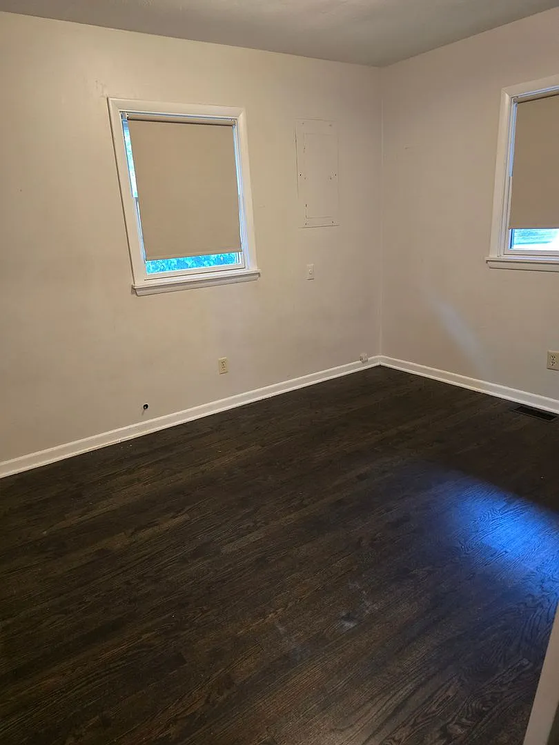 Asbury Duplex — Photo 4