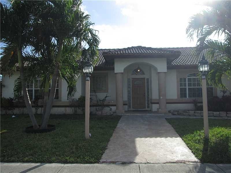 2nd image of 1400 NW 3rd Ave