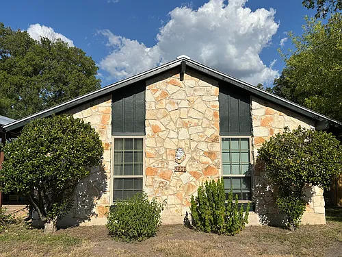 5207 Greenheart Dr Photo 1