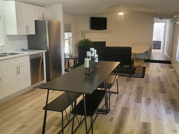 3rd image of 75049 Hensall Rd #18
