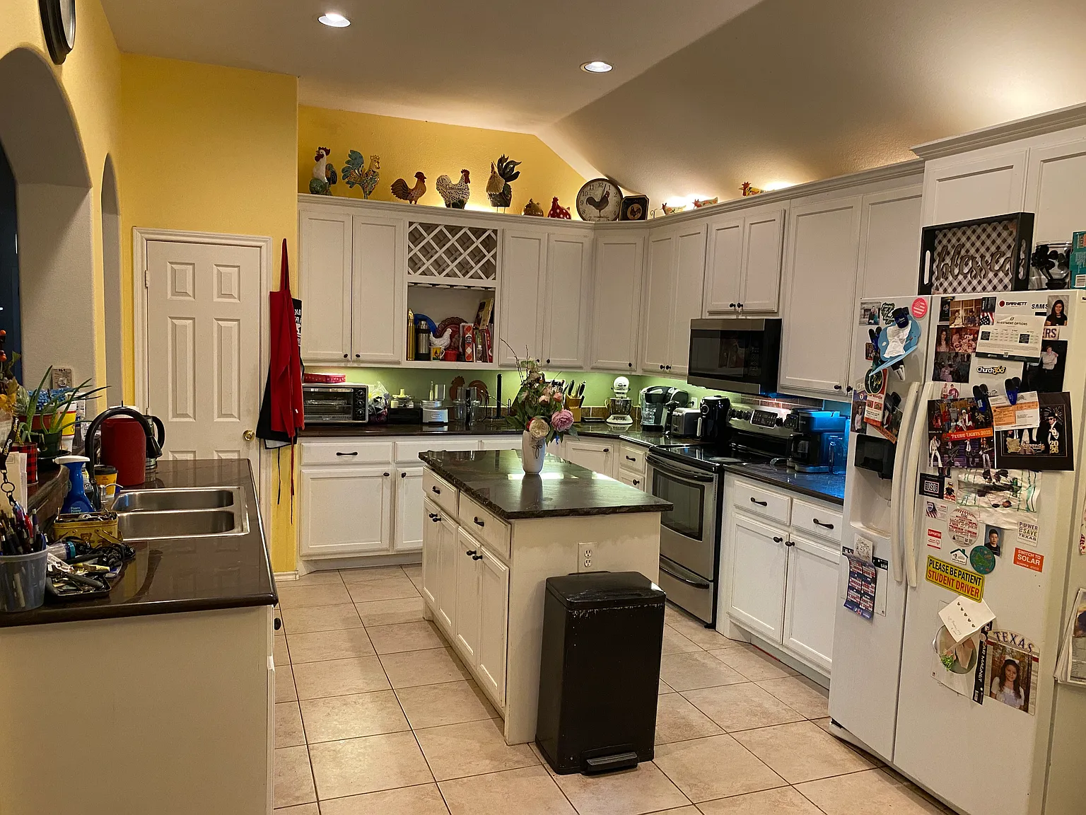 Hideaway Dr, Grand Prairie — Photo 3