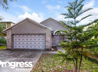 108 Knights Hollow Dr, Apopka, FL 32712