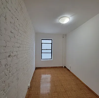 Rented by Oxford Property Group | media 21