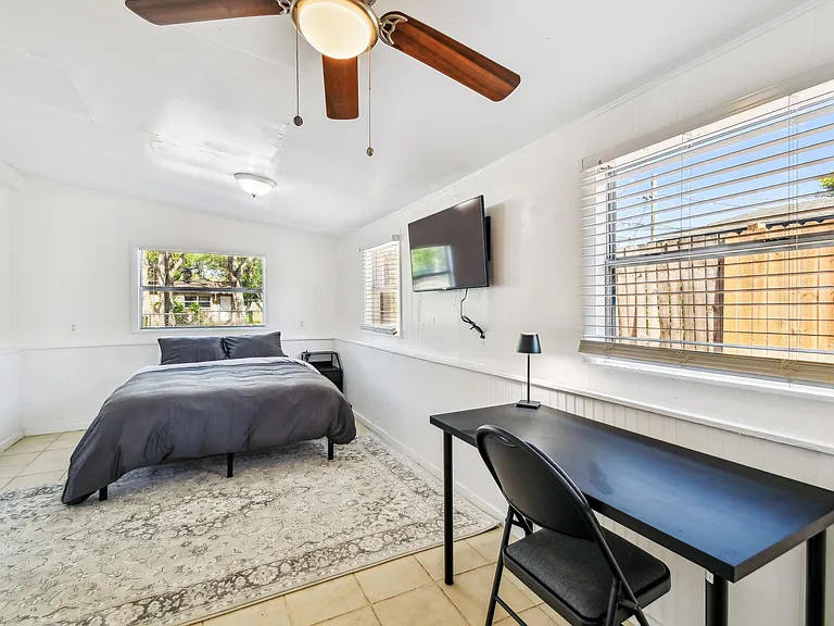10103 N Lantana Ave — Photo 14