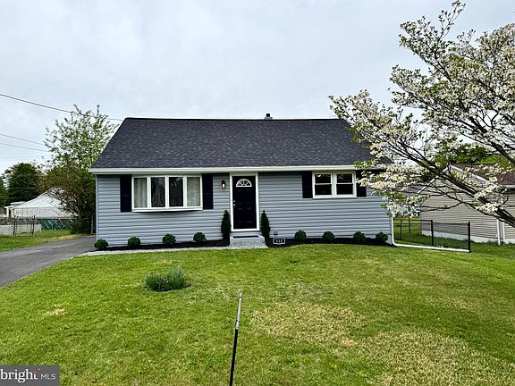 3rd image of 312 Summer Ave