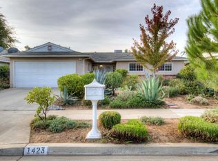 1423 W Chennault Ave, Fresno, CA