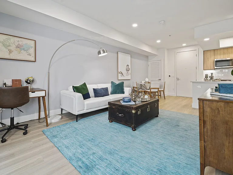 Living at NoHo — Photo 39