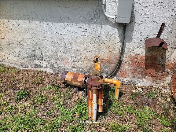 5th image of 1149 NW 45th Ave