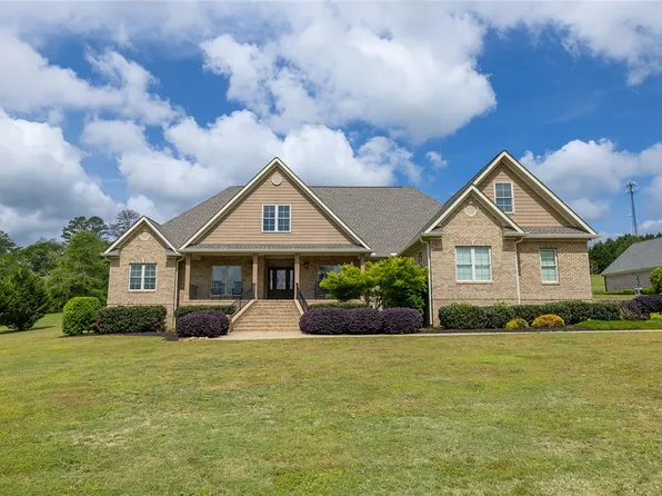 220 Chestnut Springs Way, Williamston, SC 29697