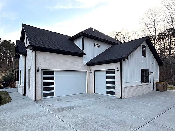 3rd image of 1260 Old Victron School Rd