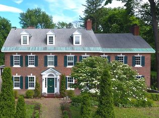 1322 Stratford Rd, Schenectady, NY 12308