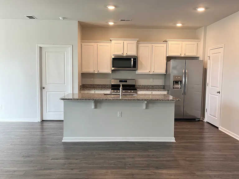 920 Blue Point Dr — Photo 9