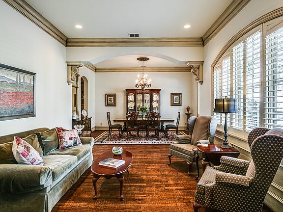 5th image of 6142 Shady Oaks Dr