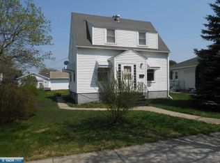 719 9th St S, Virginia, MN 55792