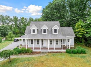 13 Heron Way, Stratham, NH 03885