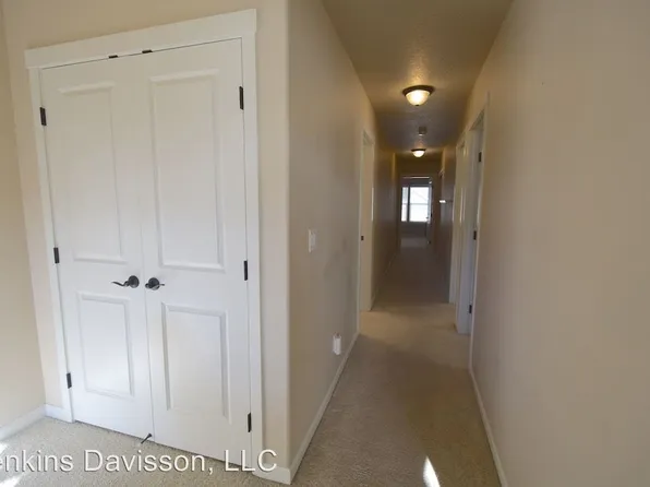14181 Brittany Ter, Oregon City, OR 97045
