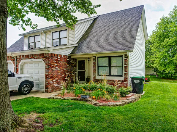 1106 Barbara Dr, Greenwood, IN 46143