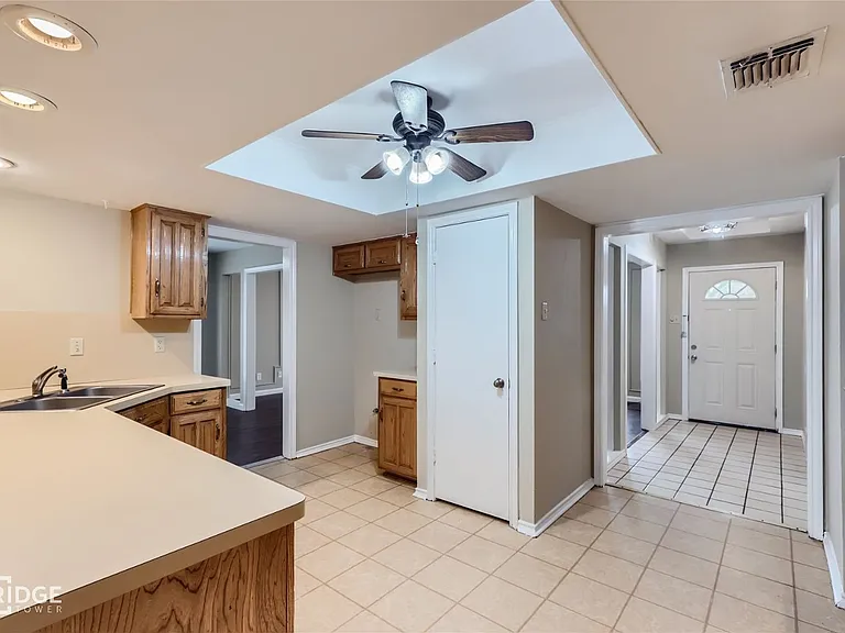 2514 Amy Ave — Photo 11