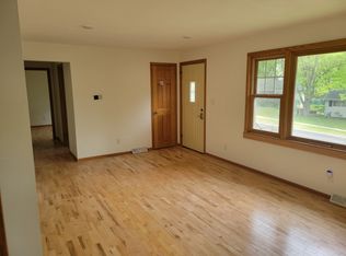 1936 Twin Bluff Rd, Red Wing, MN 55066