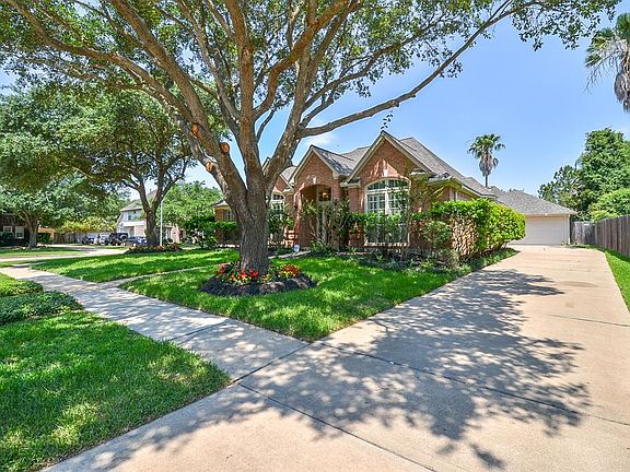 2nd image of 23314 Meadow Cross Ln